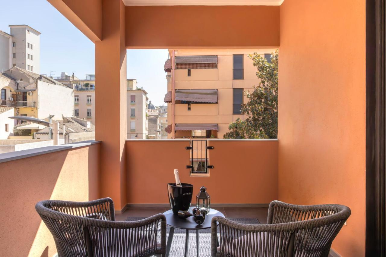 Vittoria'S Luxury Apartment Cagliari Dış mekan fotoğraf
